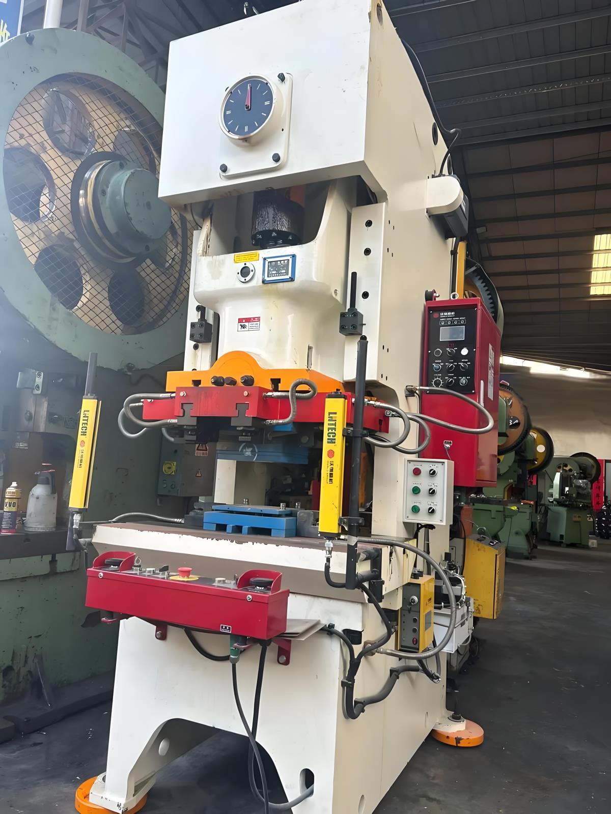 21d00b31-d857-483b-b6ac-a63cd41ddcf7.jpg 21d00b31-d857-483b-b6ac-a63cd41ddcf7.jpg